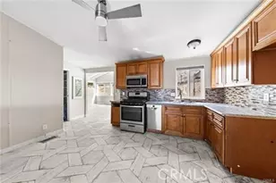 30876 Epiplaneia, Winchester, CA 92596 - Photo 9