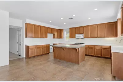 23622 Saratoga Springs, Murrieta, CA 92562 - Photo 19