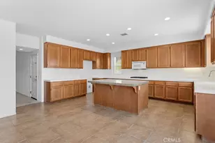 23622 Saratoga Springs, Murrieta, CA 92562 - Photo 19