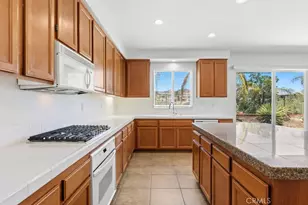 23622 Saratoga Springs, Murrieta, CA 92562 - Photo 21