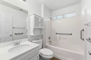 23622 Saratoga Springs, Murrieta, CA 92562 - Photo 25