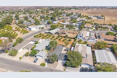 24788 Split Rail Road, Wildomar, CA 92595 - Photo 33