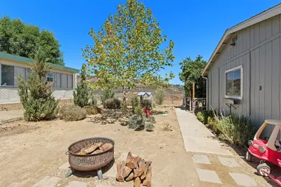24414 Wagon Wheel, Wildomar, CA 92595 - Photo 9
