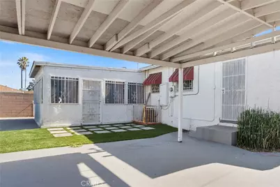 10522 Parmelee, Los Angeles, CA 90002 - Photo 7
