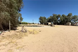 39100 Desert View Rd, Newberry Springs, CA 92365 - Photo 37