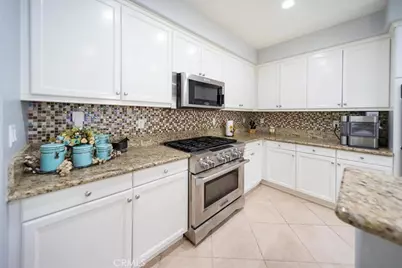 27486 Fern Pine, Murrieta, CA 92562 - Photo 9