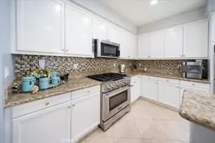 27486 Fern Pine, Murrieta, CA 92562 - Photo 9