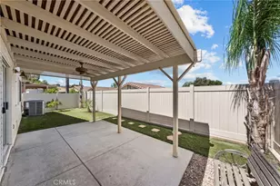 28333 Callelustrosos, Menifee, CA 92585 - Photo 17