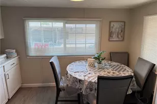 260 N Lyon, Hemet, CA 92543 - Photo 7
