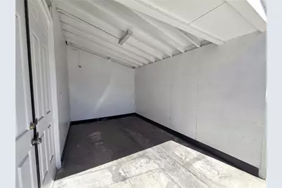 15716 Larch Avenue, Lawndale, CA 90260 - Photo 31