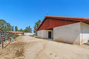 35820 Pauba Rd, Temecula, CA 92592 - Photo 23