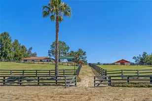 35820 Pauba Rd, Temecula, CA 92592 - Photo 33