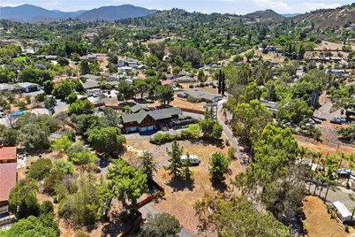 525 Calle Encanto, El Cajon, CA 92019 - Photo 69