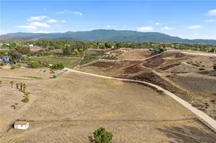 40752 Los Amantes Rd, Temecula, CA 92592 - Photo 57