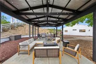 40752 Los Amantes Rd, Temecula, CA 92592 - Photo 39