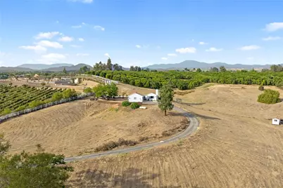 40752 Los Amantes Road, Temecula, CA 92592 - Photo 55
