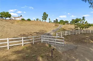 40752 Los Amantes Rd, Temecula, CA 92592 - Photo 63