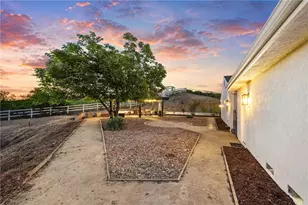 40752 Los Amantes Rd, Temecula, CA 92592 - Photo 49
