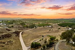 40752 Los Amantes Rd, Temecula, CA 92592 - Photo 47