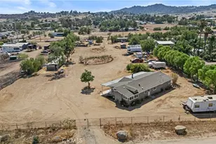 24124 Agate Ln, Homeland, CA 92548 - Photo 31