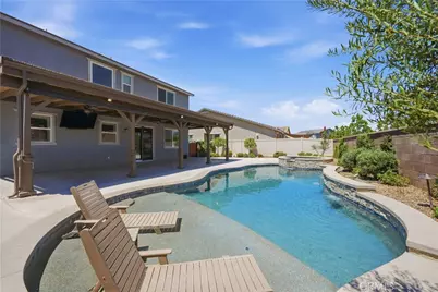 29136 Tanoak, Lake Elsinore, CA 92530 - Photo 3