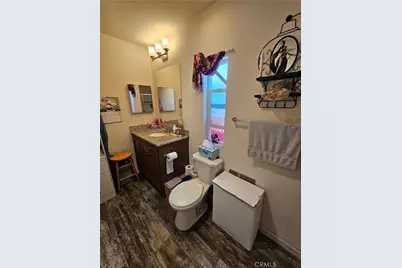 10001 W Frontage Road #211, South Gate, CA 90280 - Photo 23