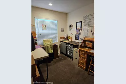 10001 W Frontage Road #211, South Gate, CA 90280 - Photo 13