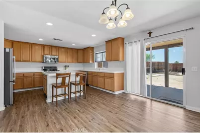 29039 Turtle Rock Court, Canyon Lake, CA 92587 - Photo 11