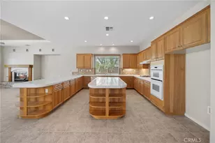 42248 Chisolm Trail, Murrieta, CA 92562 - Photo 17
