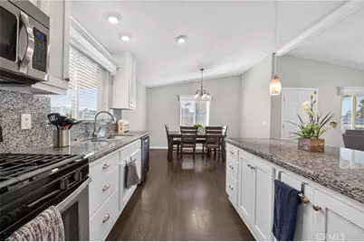1007 Norwich Way, Corona, CA 92882 - Photo 9