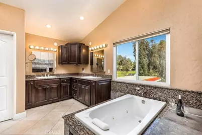 23860 Cadenza, Murrieta, CA 92562 - Photo 17