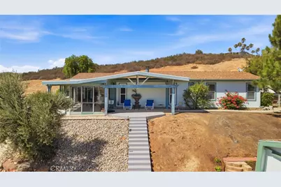 24440 Woodshed Way, Wildomar, CA 92595 - Photo 3
