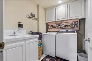 22049 Loch Lomond, Canyon Lake, CA 92587 - Photo 37