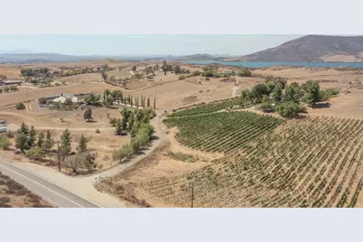 37911 Arosa Street, Winchester, CA 92596 - Photo 5