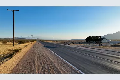 4 Stoddard Wells Road, Apple Valley, CA 92307 - Photo 11