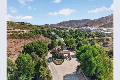 11890 Sagecrest Court, Corona, CA 92883 - Photo 53