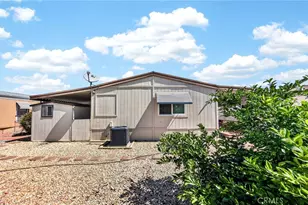 1300 W Menlo Ave, Hemet, CA 92543 - Photo 19
