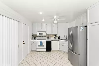 26401 Harrisburg, Menifee, CA 92586 - Photo 17