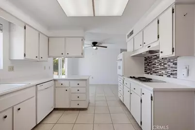 25621 Cherry Hills, Sun City, CA 92586 - Photo 19