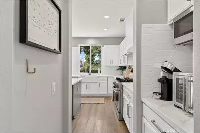 30647 Lily Pond, Murrieta, CA 92563 - Photo 13