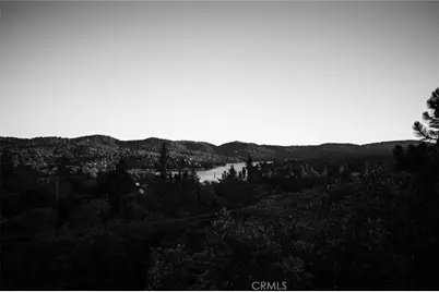 1239 Yosemite, Lake Arrowhead, CA 92352 - Photo 7