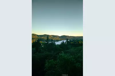 1239 Yosemite, Lake Arrowhead, CA 92352 - Photo 33