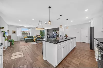 29877 Solardo Drive, Menifee, CA 92585 - Photo 11