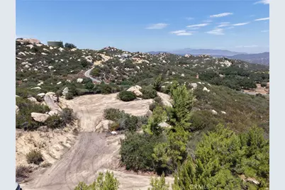 1 Calle Paramo, Murrieta, CA 92562 - Photo 25