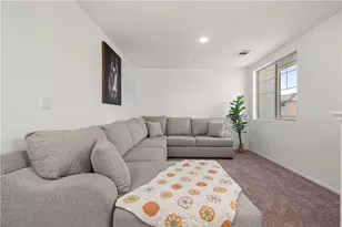 29562 Winterstorm Ct, Winchester, CA 92596 - Photo 17