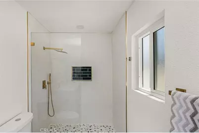 326 S Clementine, Anaheim, CA 92805 - Photo 17