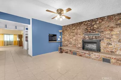 1998 Cambria Avenue, Landers, CA 92285 - Photo 11