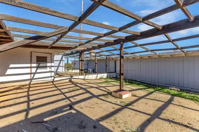 1998 Cambria Avenue, Landers, CA 92285 - Photo 37