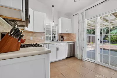 39771 Old Carriage, Murrieta, CA 92563 - Photo 13