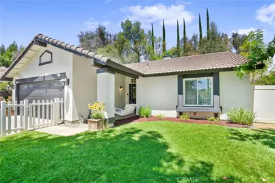 39771 Old Carriage, Murrieta, CA 92563 - Photo 3